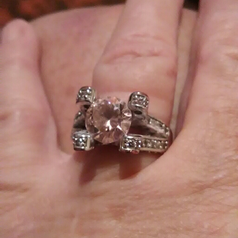 Rings - Picture 6 of 6